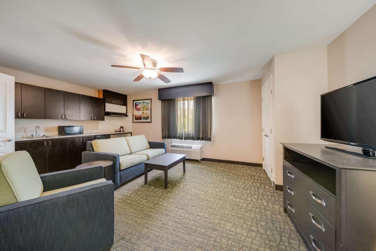 Quality Inn & Suites Ardmore Luaran gambar